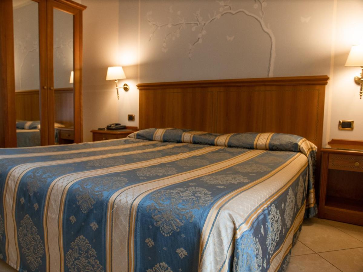 Dipendenza Hotel Londra Alessandria Exterior photo