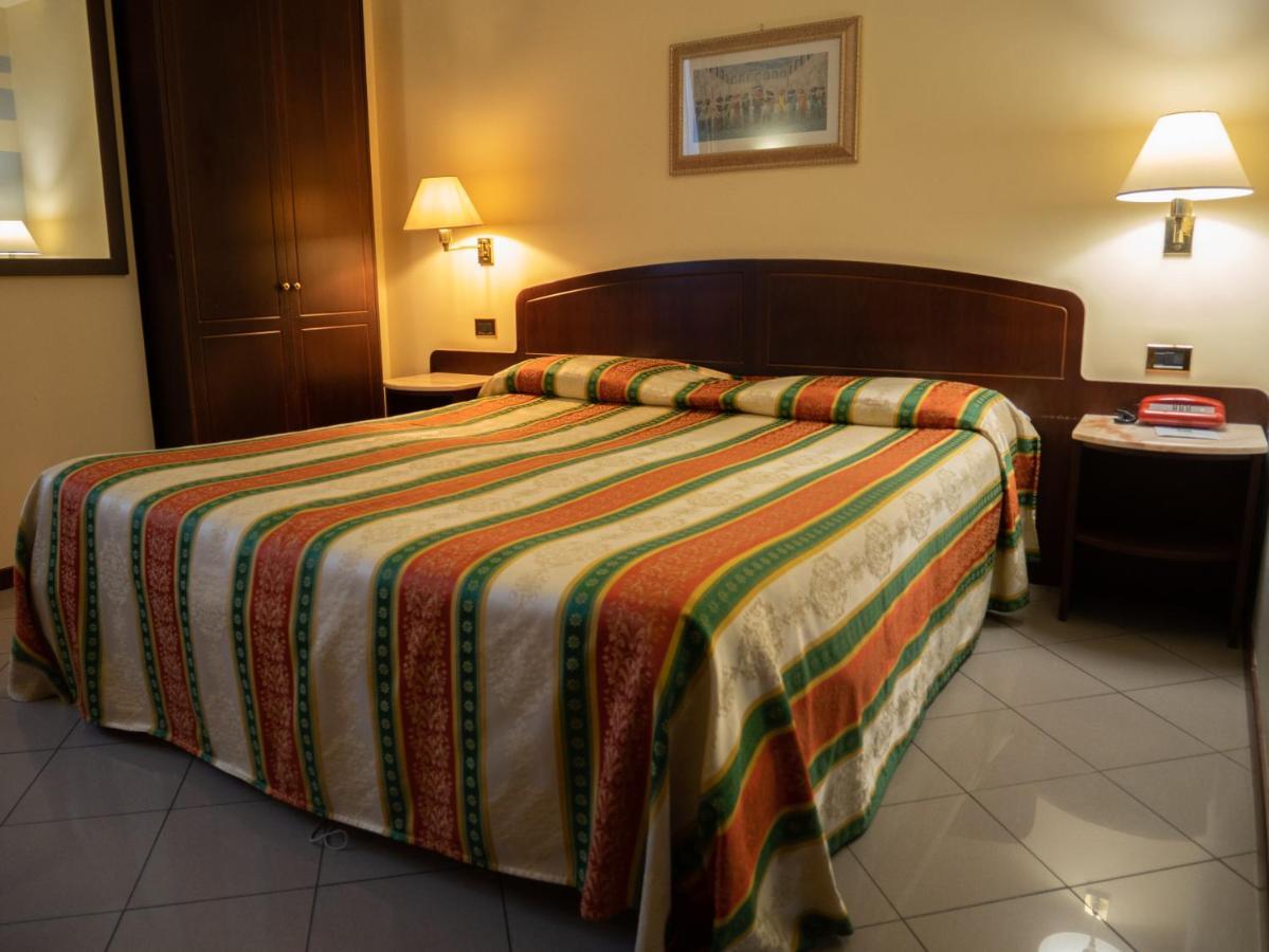 Dipendenza Hotel Londra Alessandria Exterior photo
