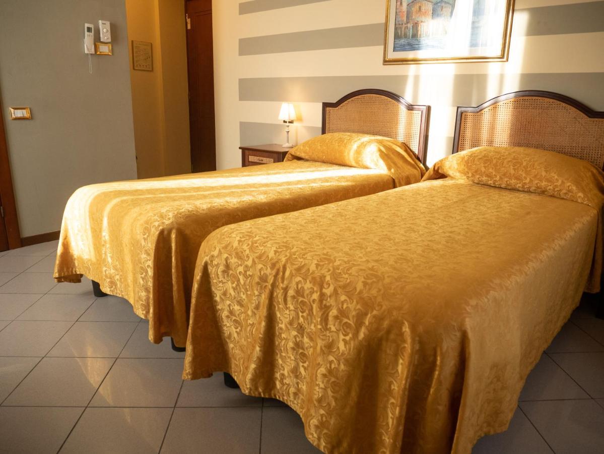 Dipendenza Hotel Londra Alessandria Exterior photo